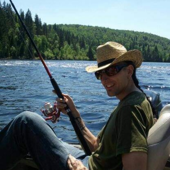 Meet your Posher, Alexandre - Picture 1 of 1